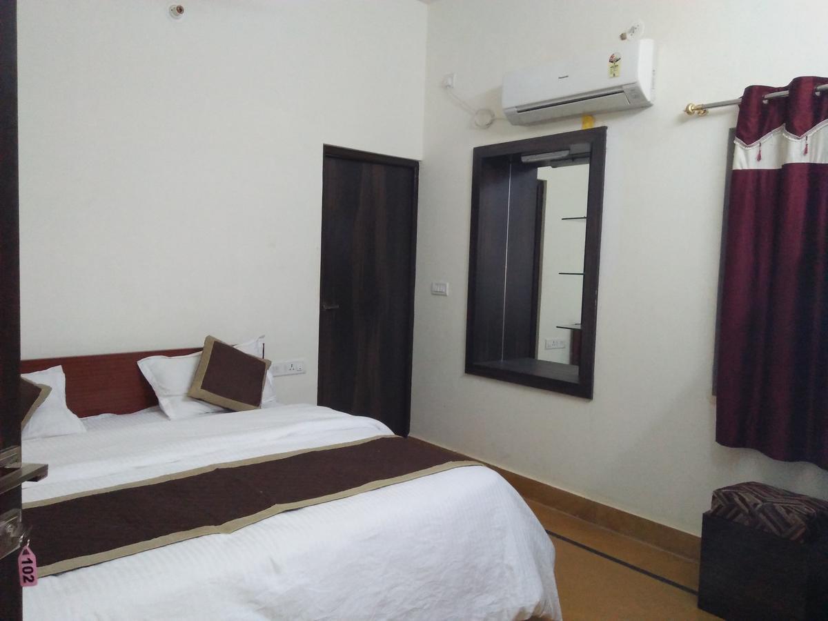 Prem Baba Guest House Джайсалмер Экстерьер фото