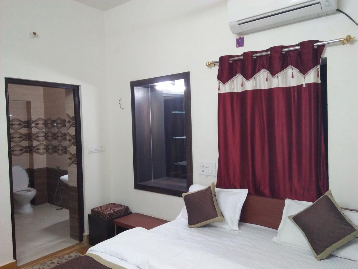 Prem Baba Guest House Джайсалмер Экстерьер фото