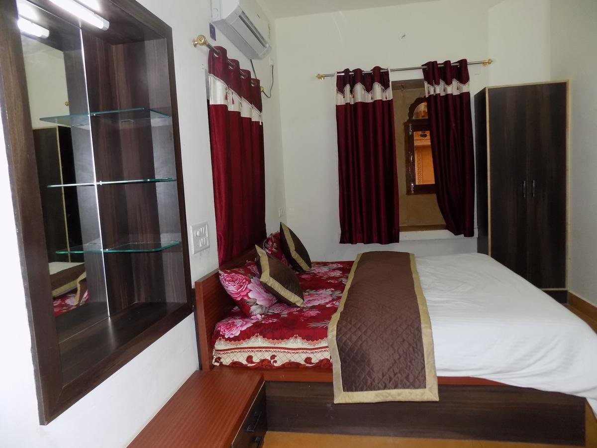Prem Baba Guest House Джайсалмер Экстерьер фото